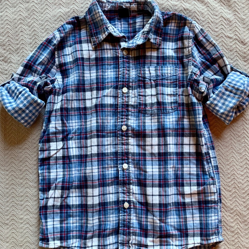 ✨Plaid Button Up - Picture 2 of 7